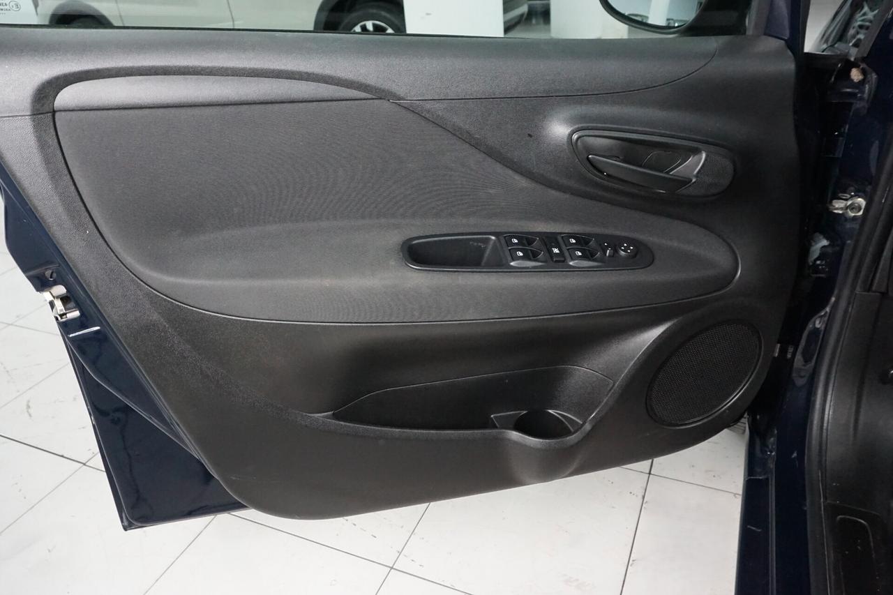 Fiat Punto 1.3 MJT II S&S 95 CV 5 porte Street
