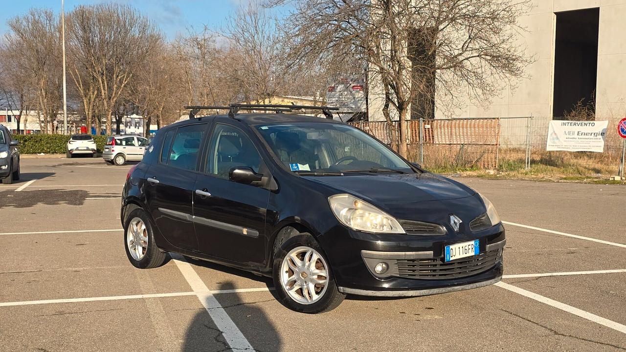 Renault Clio 1.5 dCi NEOPATENTATI