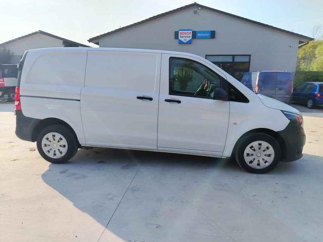 MERCEDES-BENZ VITO 111 CDI