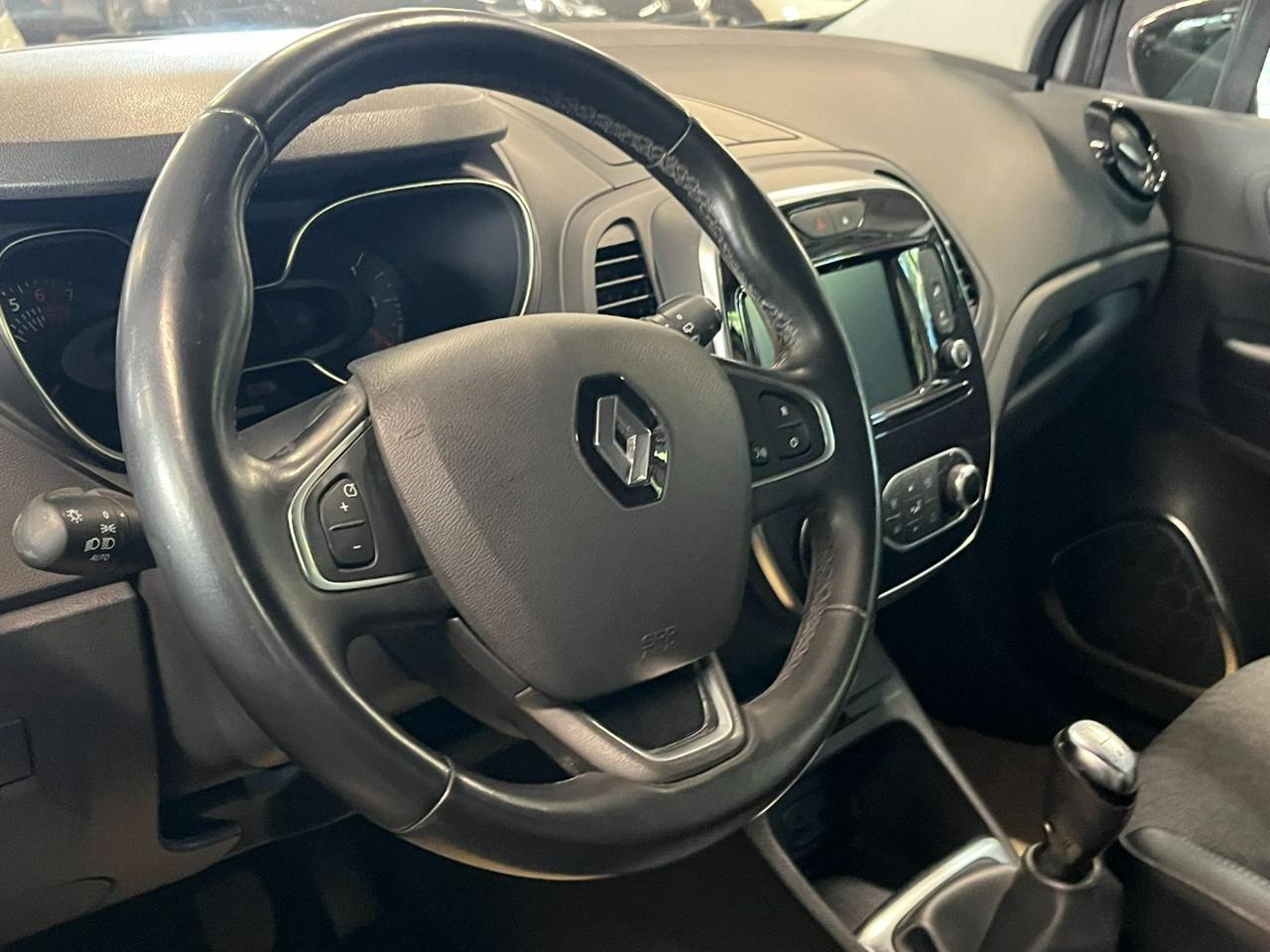 RENAULT Captur 1ª serie Captur TCe 12V 90 CV S...