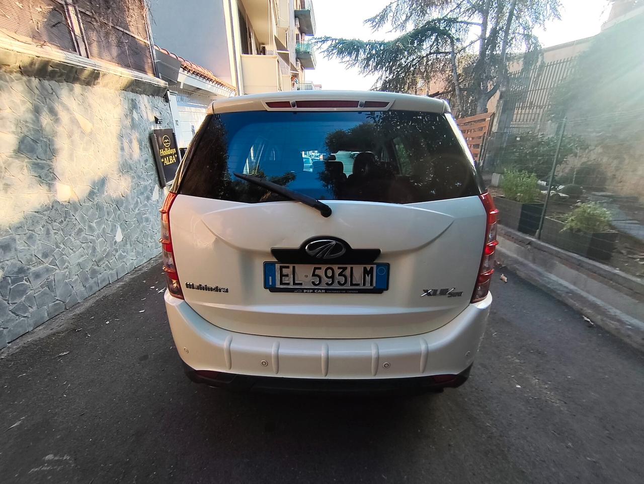 Mahindra XUV500 7 posti 2014