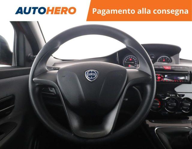 LANCIA Ypsilon 1.2 69 CV 5 porte Silver