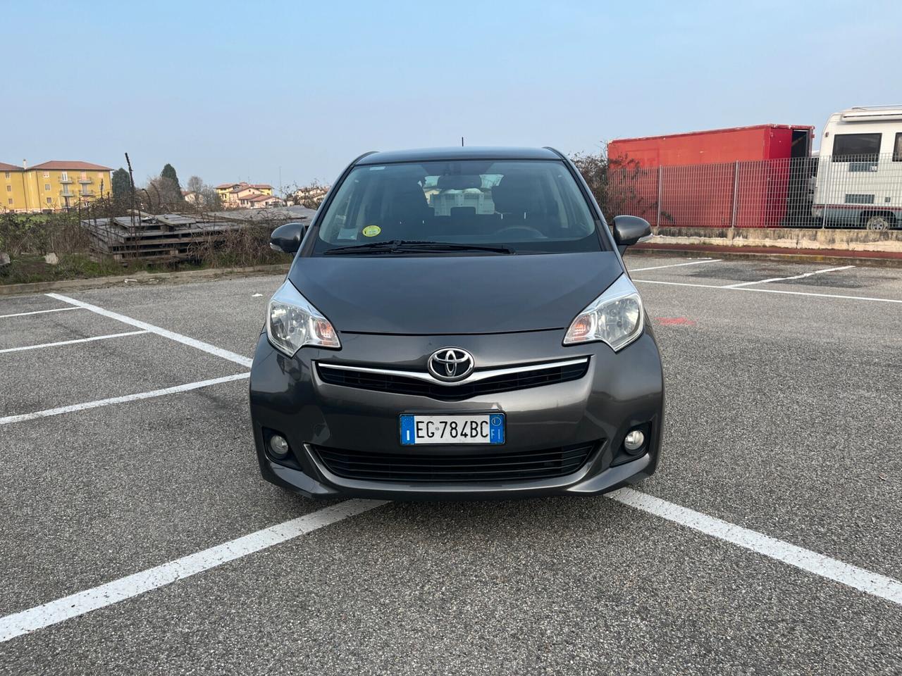 Toyota Verso-S 1.3 MT Active KM CERTIFIFCATI UNICO PROPRIETARIO*TETTO PANORAMICO*