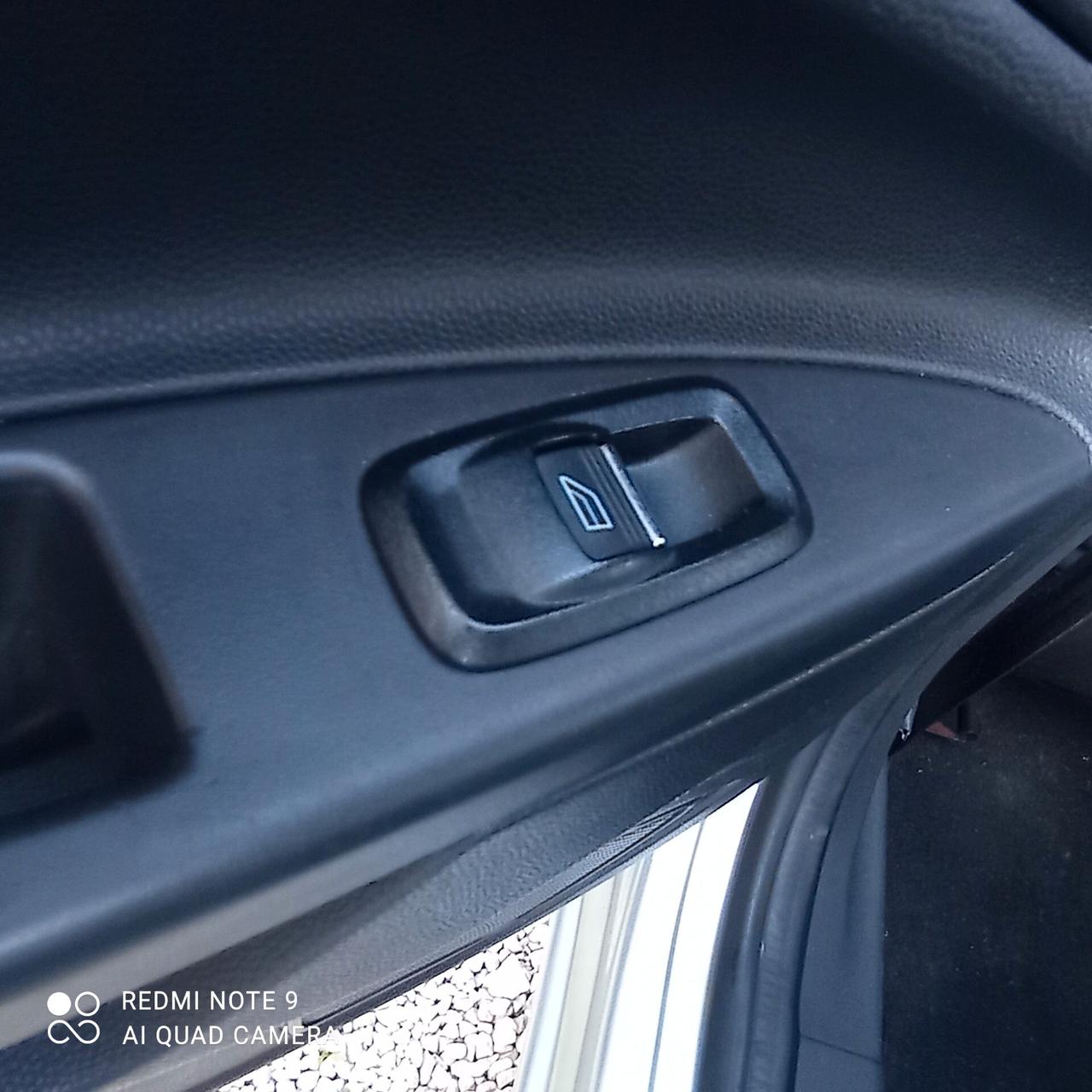 Ford Fiesta 1.5 TDCi 75CV 5 porte Titanium