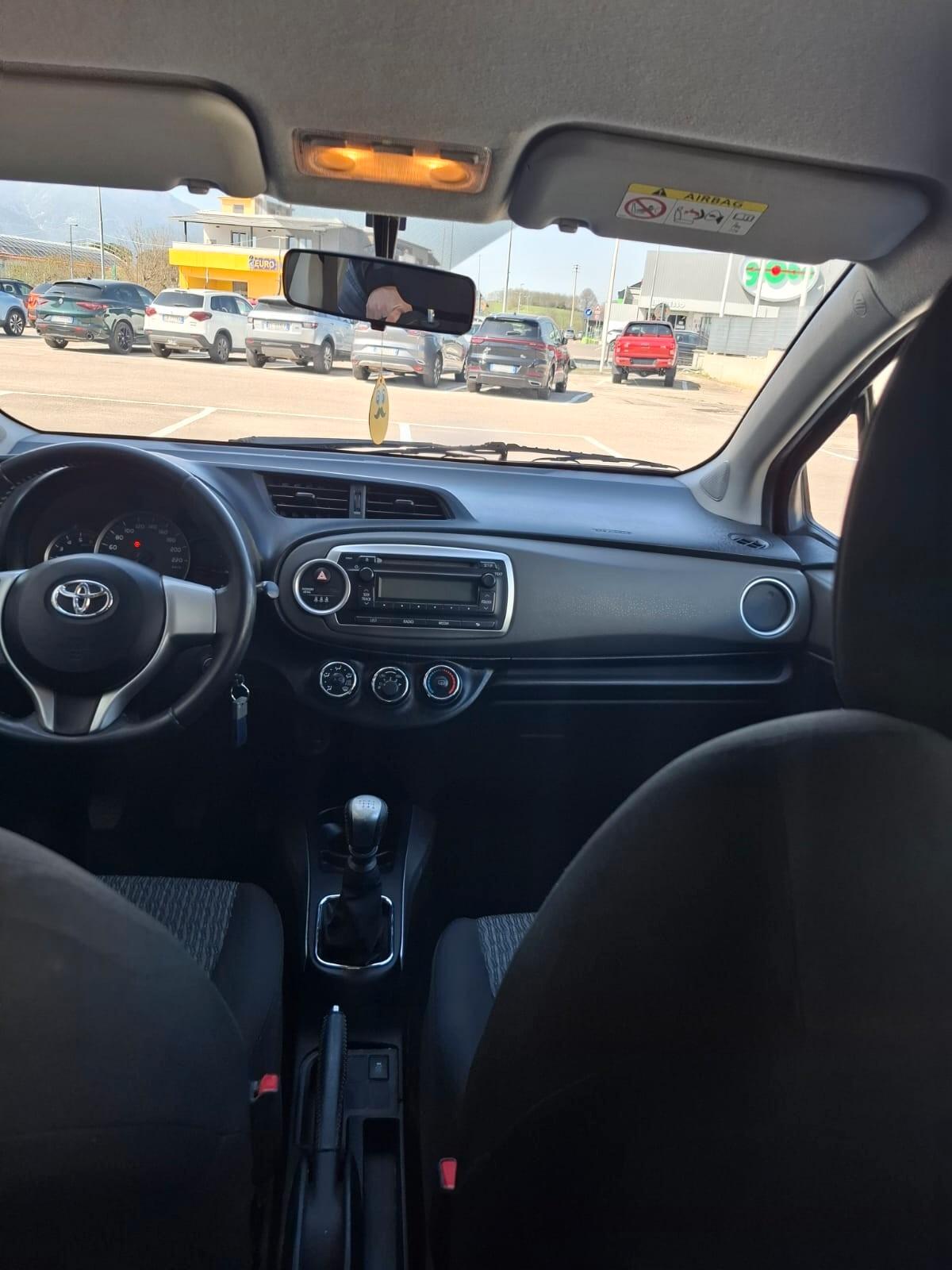 Toyota Yaris 1.4 D-4D 5 porte Lounge