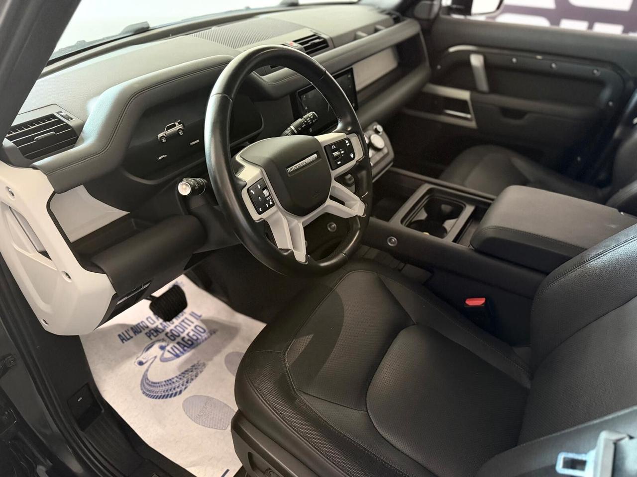 Land Rover Defender 110 3.0D I6 250 X-Dynamic SE