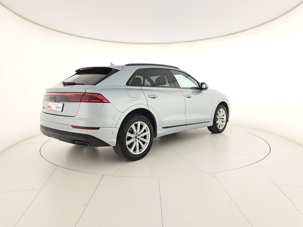 Audi Q8 3.0 tdi mhev s line edition quattro 231cv tiptronic