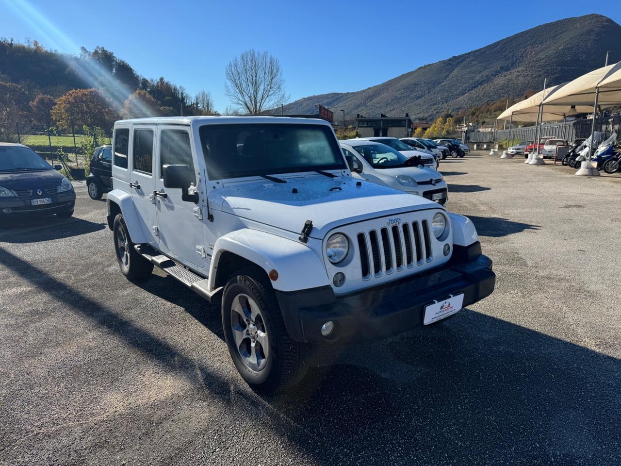 Jeep Wrangler Unlimited 2.8 CRD DPF Sahara Auto