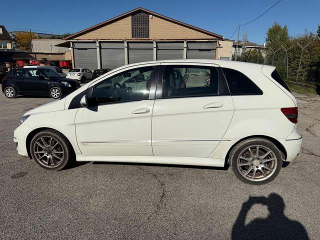 MERCEDES-BENZ B 180 CDI Sport senza nessun lavoro da fare