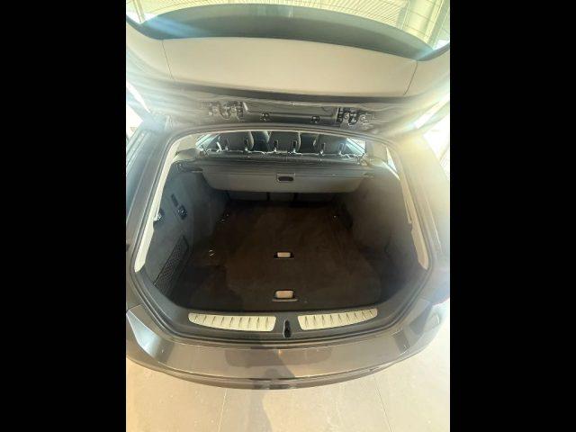 BMW 318 Serie 3 (F30/31) - d Touring Business Advantage