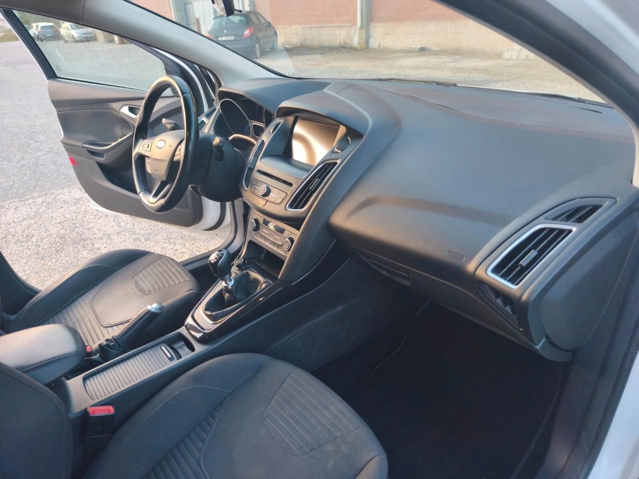 Ford Focus Sw 2017----1.0 Benzina