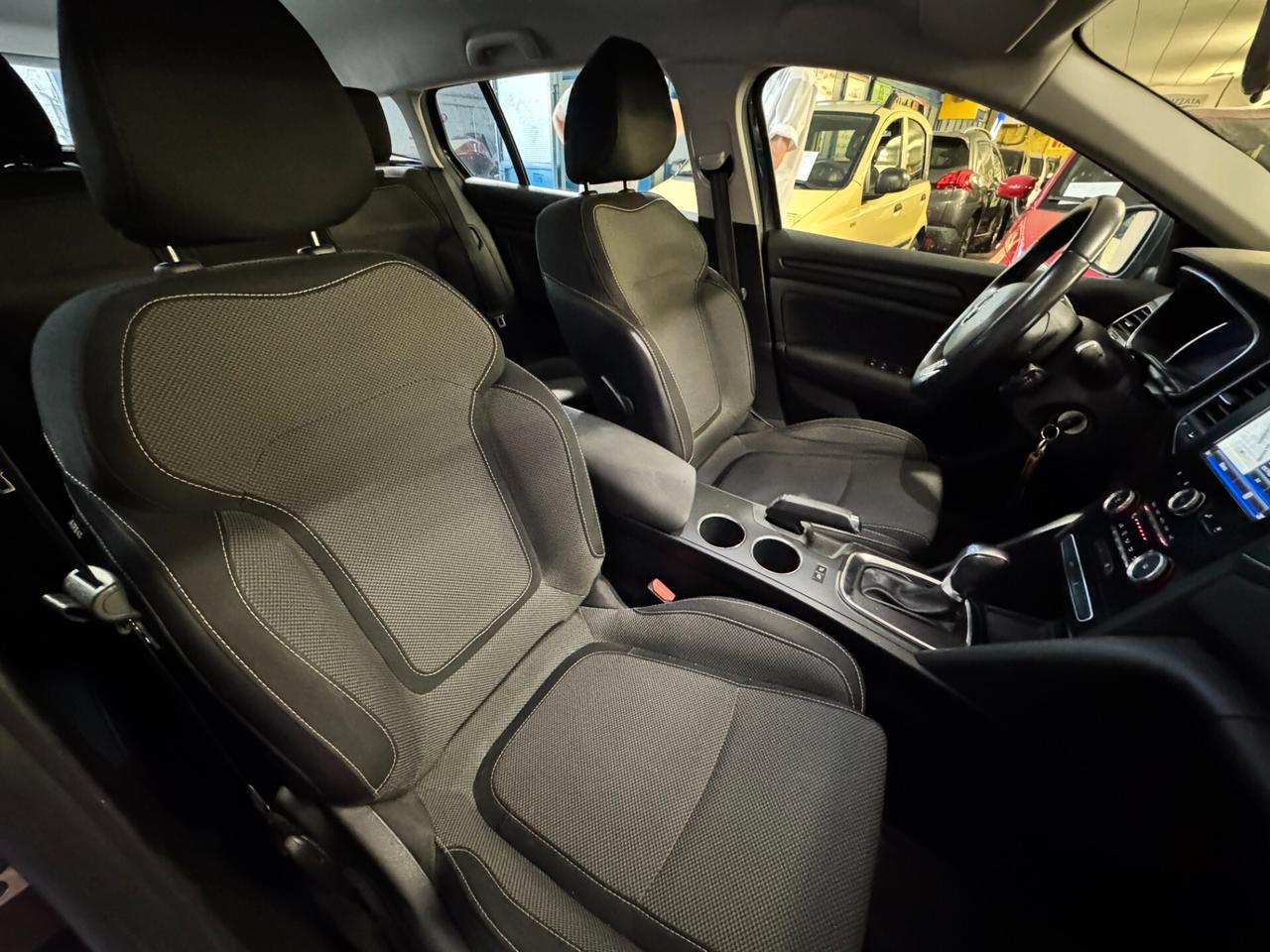 Renault Megane Mégane dCi 8V 110 CV EDC Energy Intens