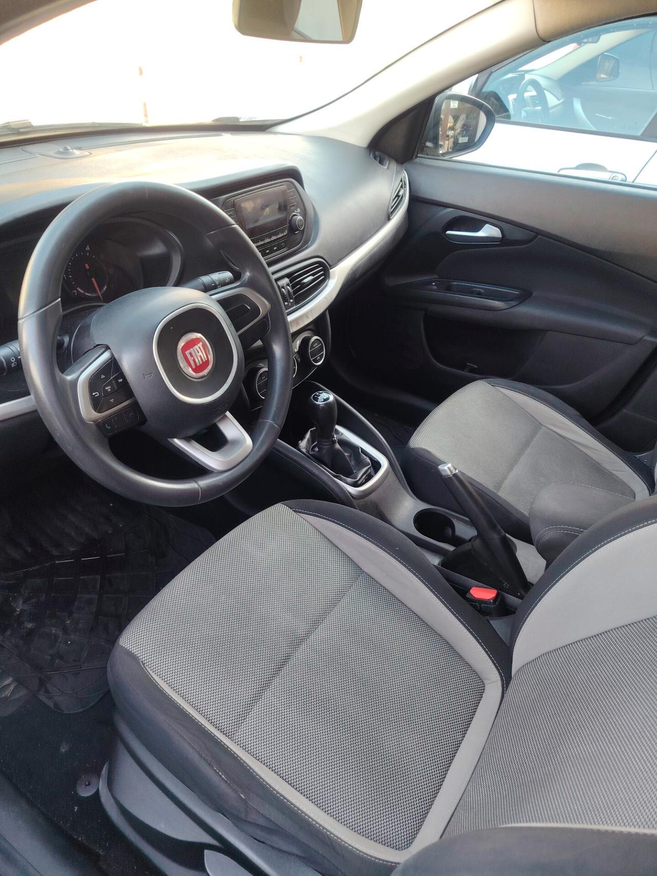 Fiat Tipo 1.3 Mjt 4 porte Lounge
