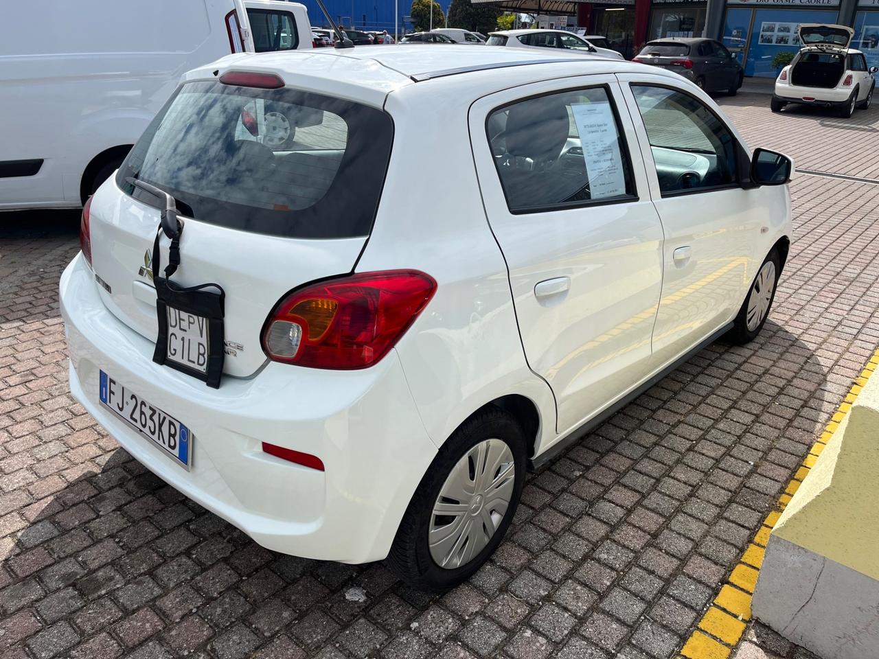 Mitsubishi Space Star 1.0 Invite
