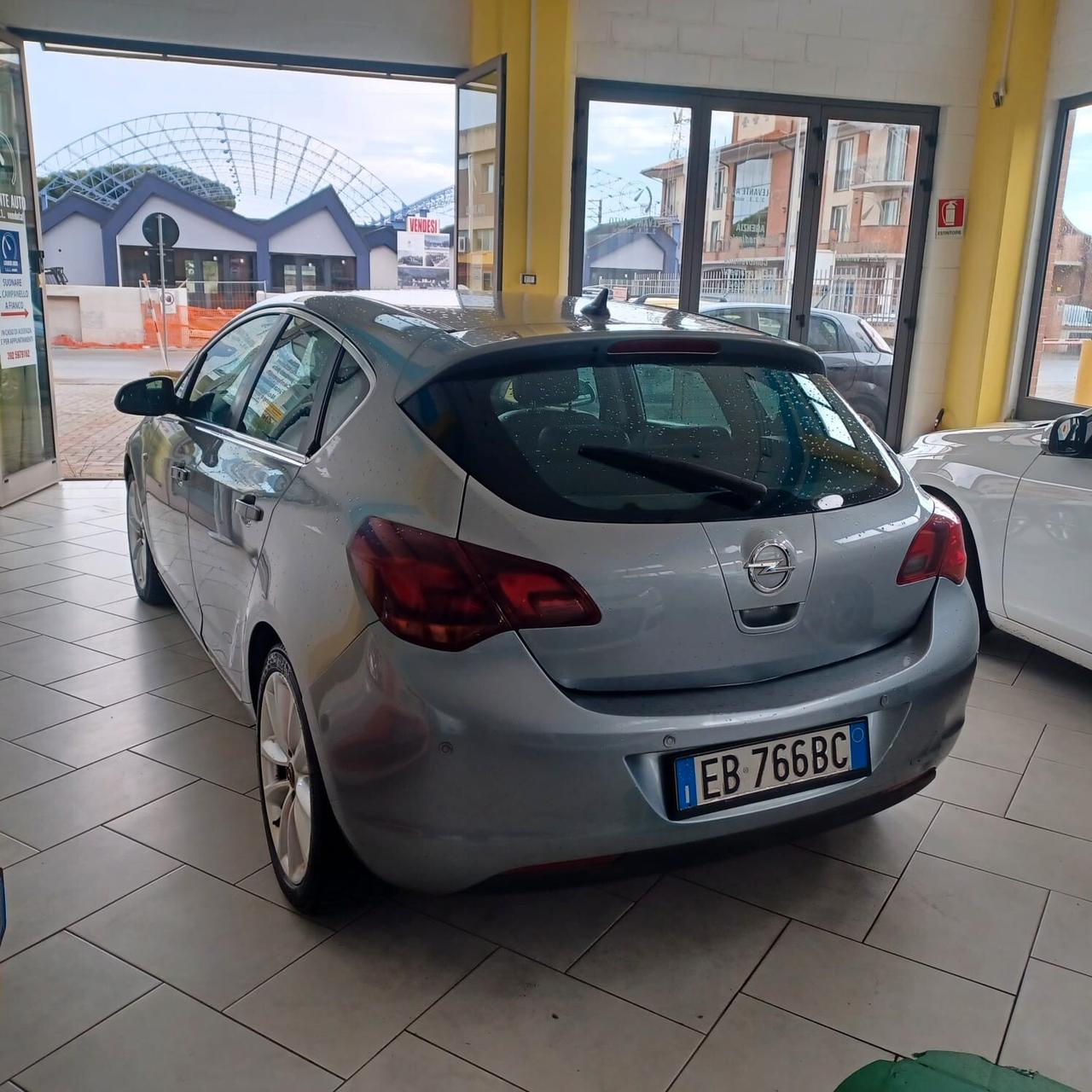 ECONOMICA OPEL ASTRA 1.7 TDI