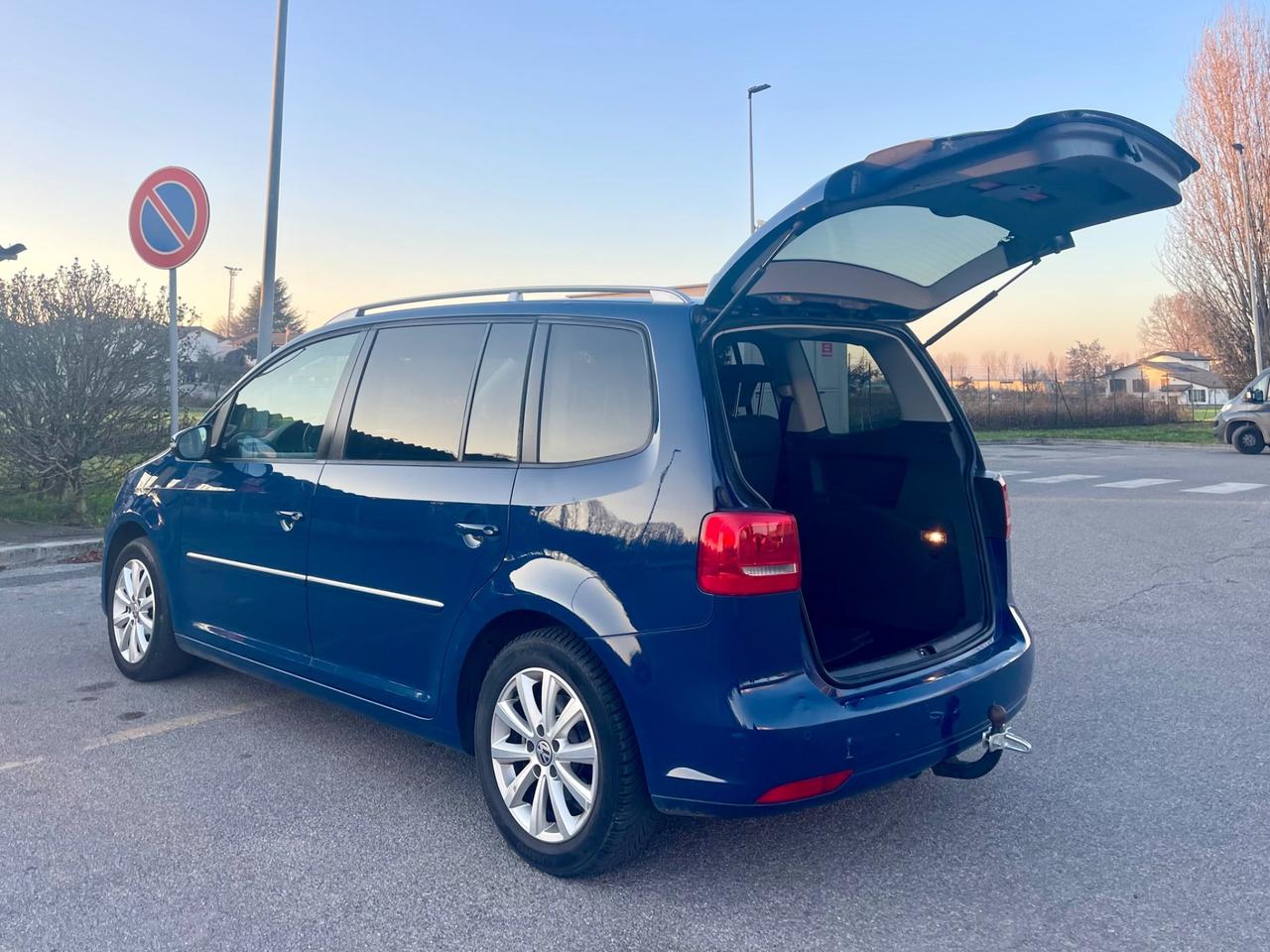 Volkswagen Touran 2.0 TDI 140 CV DSG Highline