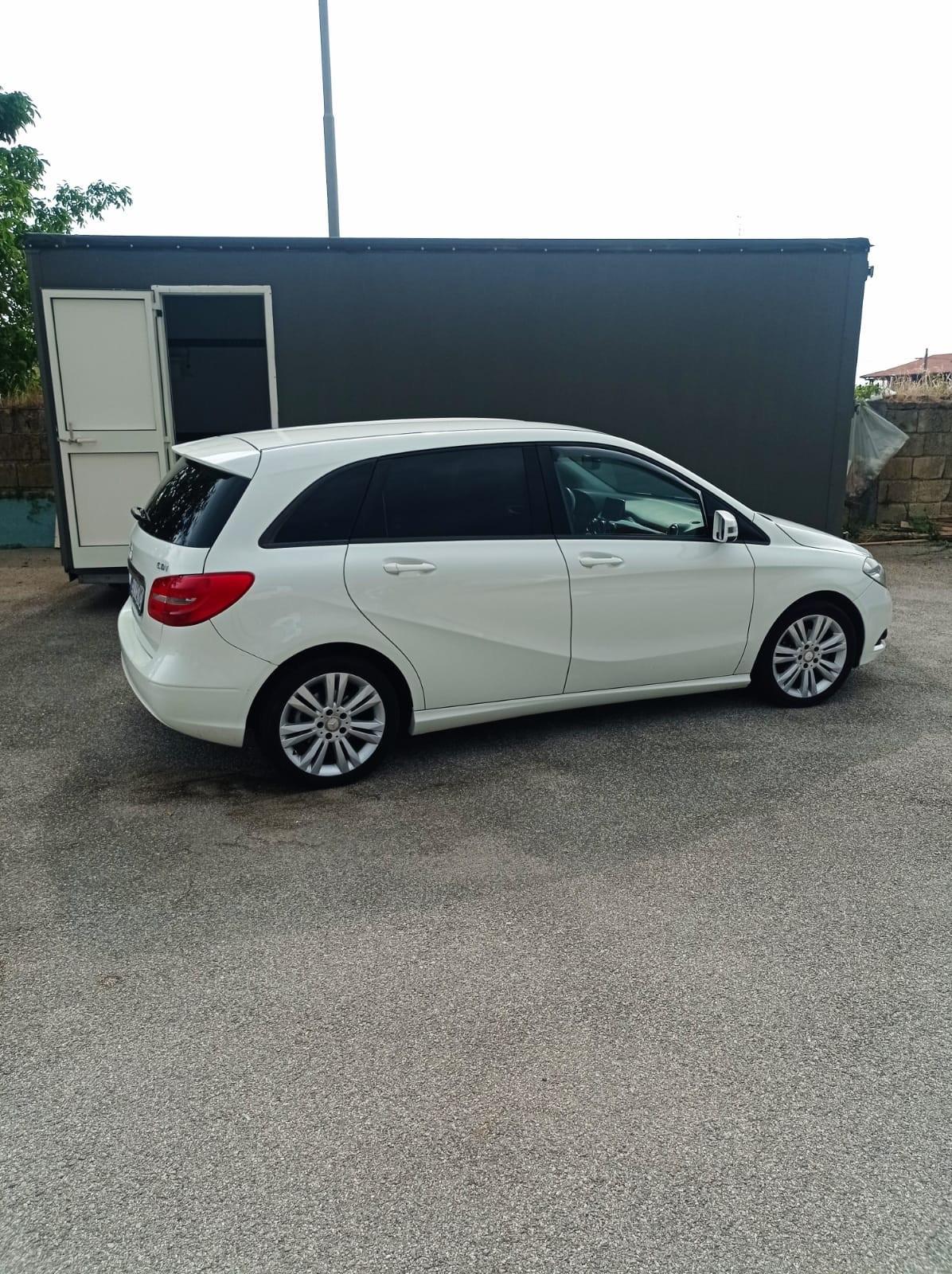 Mercedes-benz B 180 B 180 CDI Premium