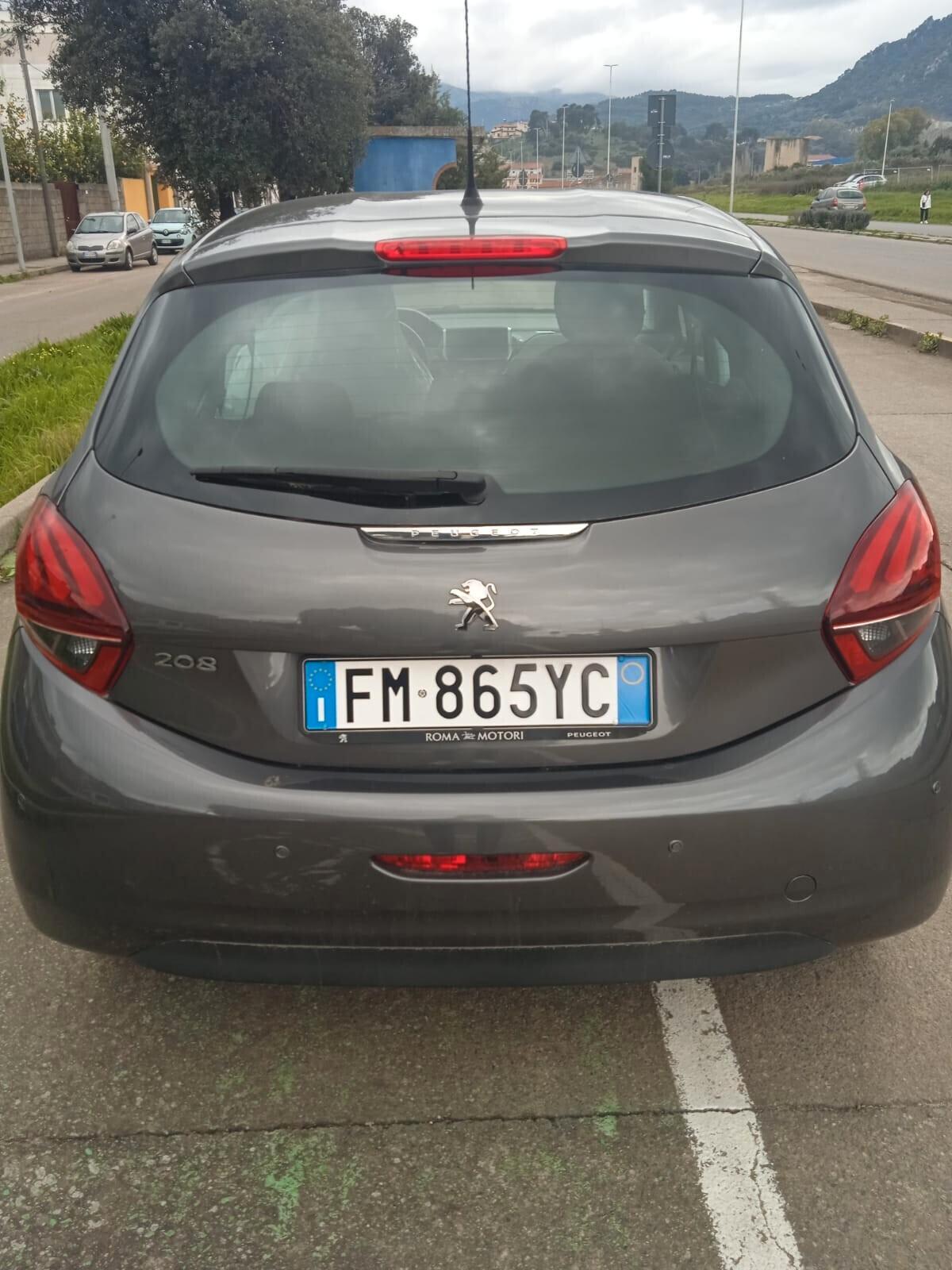 Peugeot 208 PureTech Allure SOLO 38000 KM