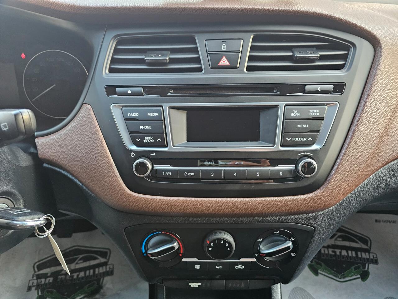 Hyundai i20 1.2 84 CV 5 porte Gpl