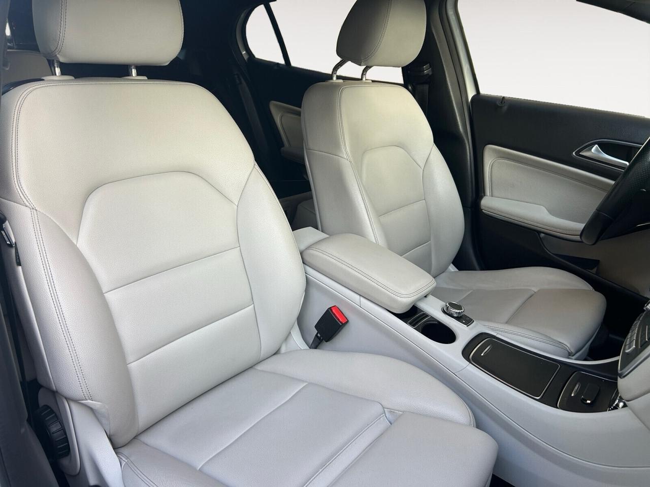 Mercedes-benz GLA 200 d Automatic Premium