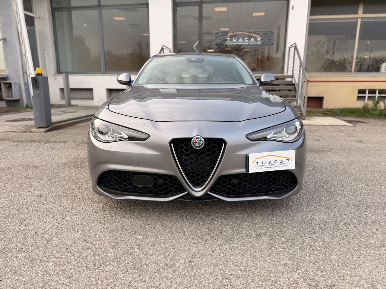 Alfa Romeo Giulia Veloce 2.2 Turbo #8037