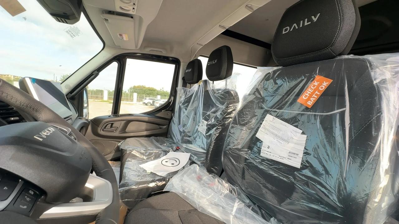 Iveco Daily 35S18HD 3.0 HPT PM-DC Cabinato