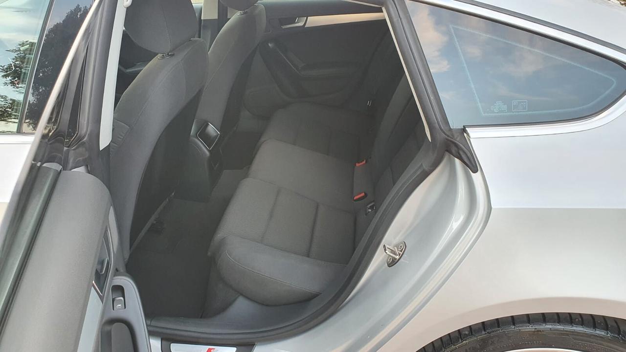Audi A5 A 5 SP.B. 2.0 TDI 170CV - 6 MARCE S-LINE INT EST XENON CERCHIO 19 CRUISE CAMERA FULL LE