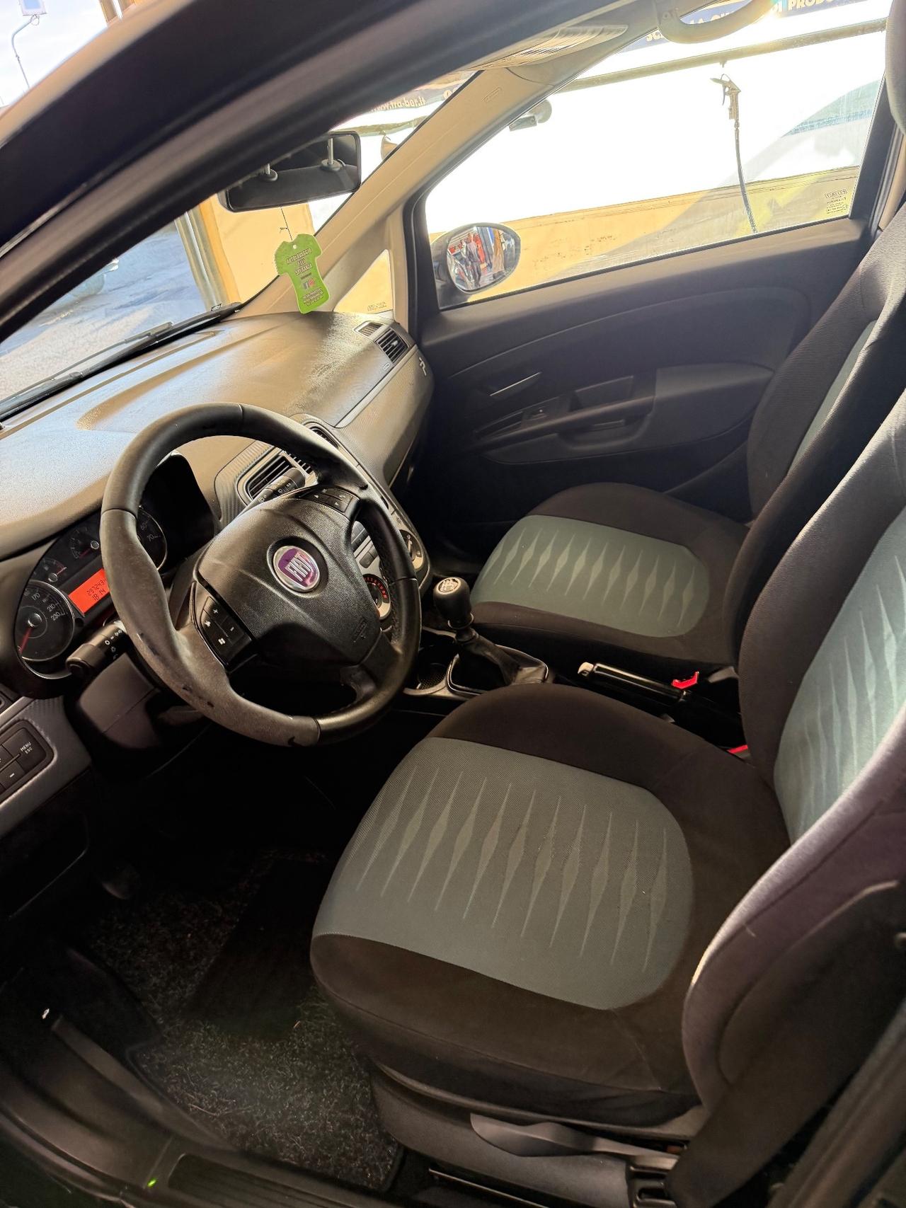 Fiat Grande Punto 1.4 5 porte Dynamic Natural Power