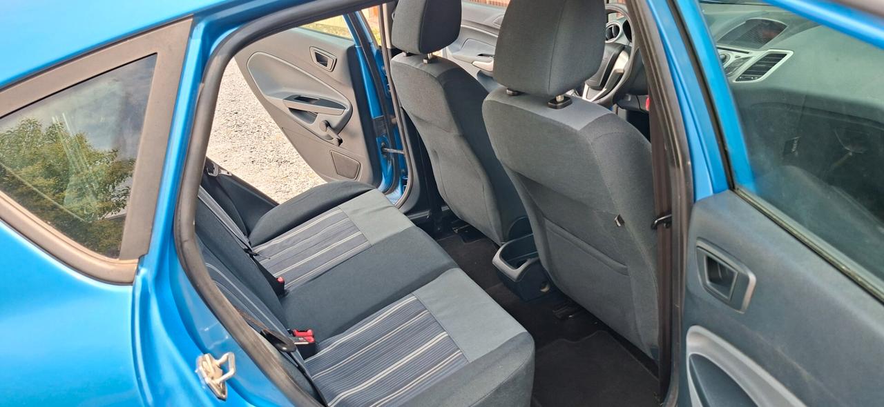Ford Fiesta 1.4 5 porte Bz.- GPL Titanium