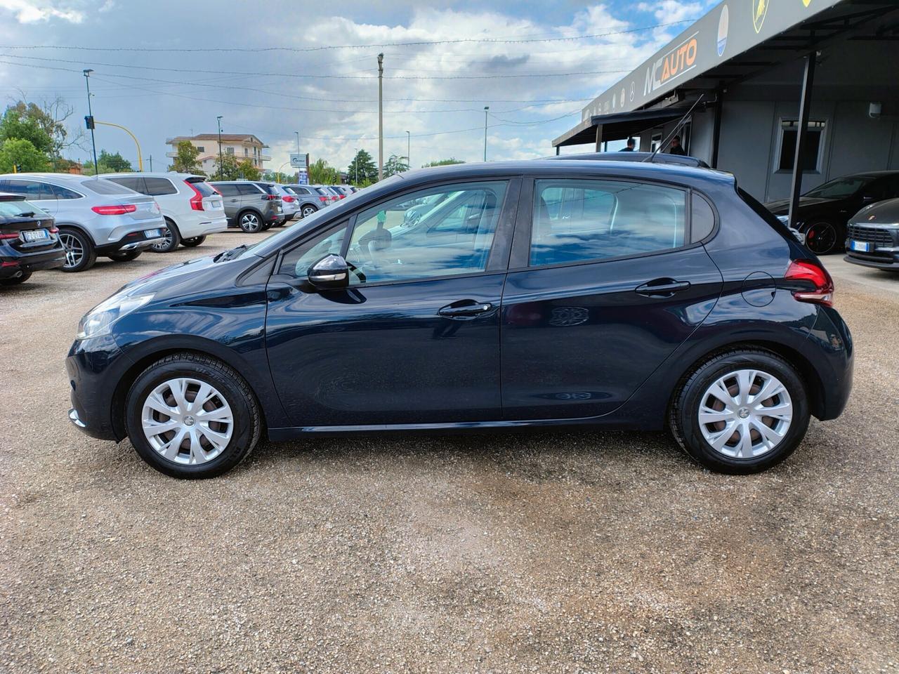 Peugeot 208 PureTech 82 5 porte Allure