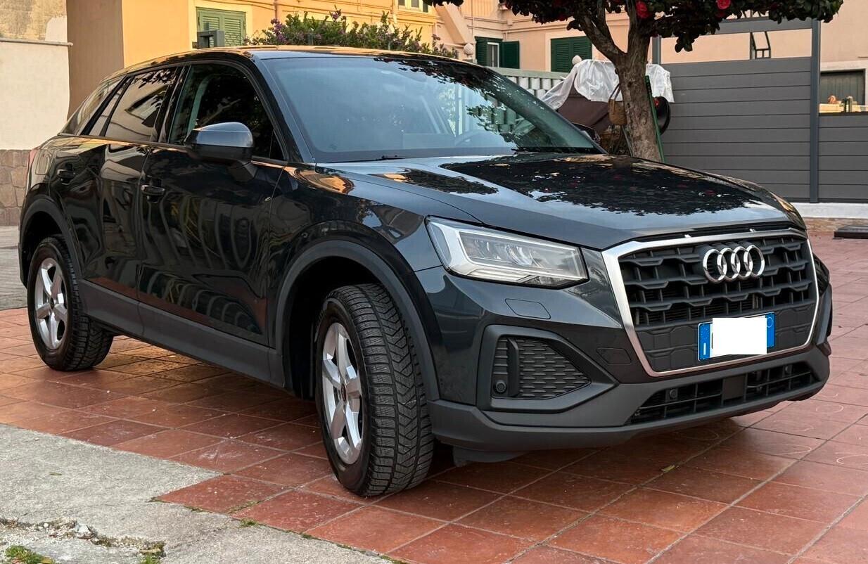 Audi Q2 35 TDI S tronic Business