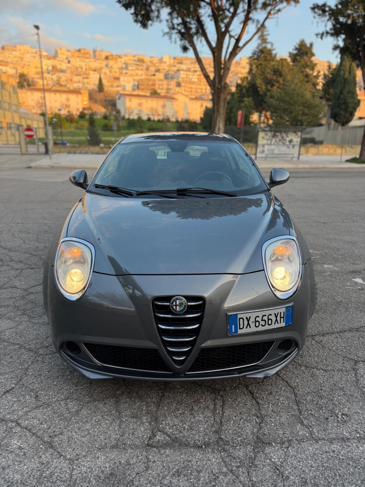 Alfa Romeo MiTo 1.6 JTDm 16V Distinctive Sport Pack