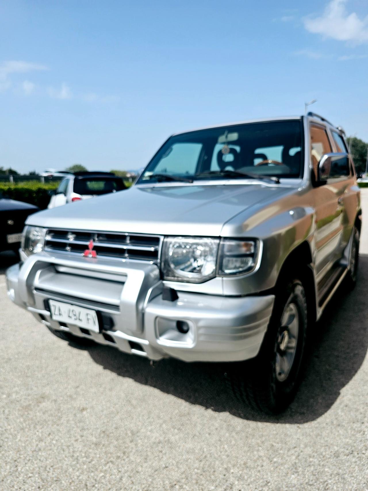 Mitsubishi Pajero 2.5 TDI Wagon S.S. GLS due proprietari