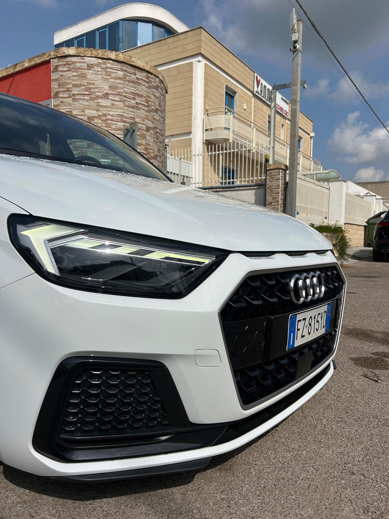 Audi A1 SPB 30 TFSI S tronic Admired-2020 LED/18"