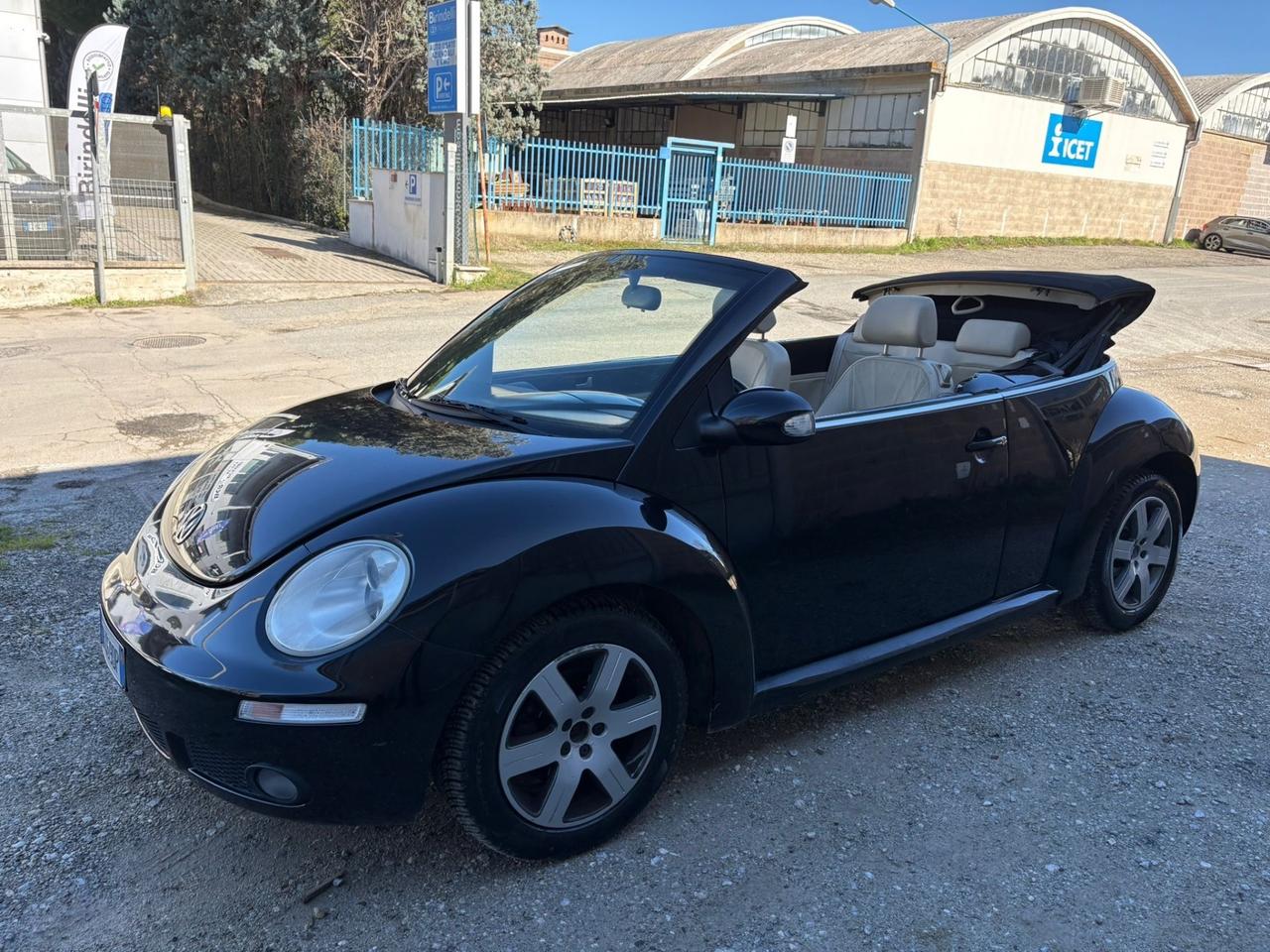 Volkswagen New Beetle 1.9 TDI 105CV Cabrio