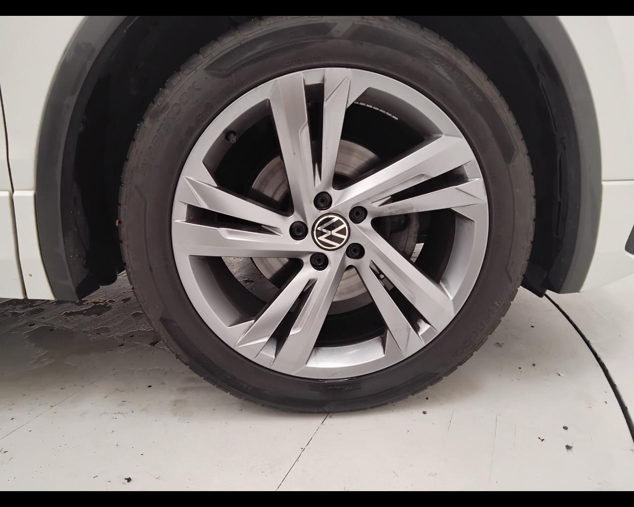 VOLKSWAGEN Tiguan II 2021 - Tiguan 1.5 tsi R-Line 150cv dsg