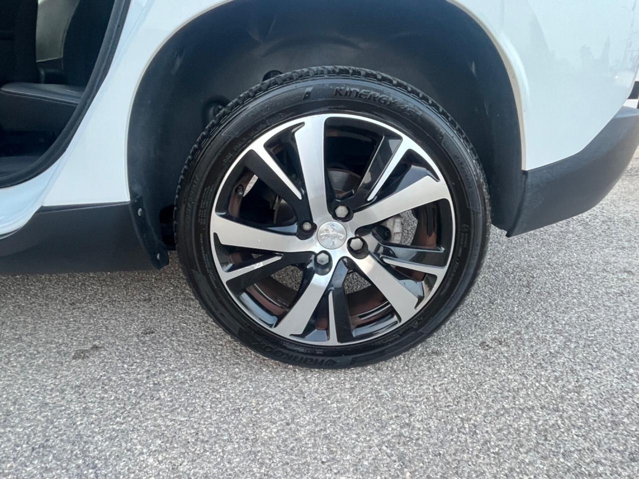 Peugeot 2008 BlueHDi Allure Unipro 2016