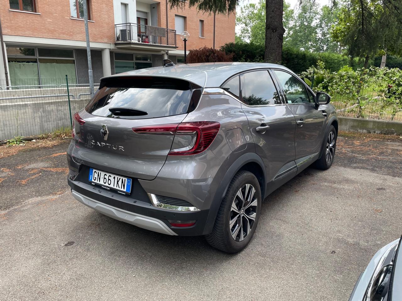 Renault Captur 90cv techno
