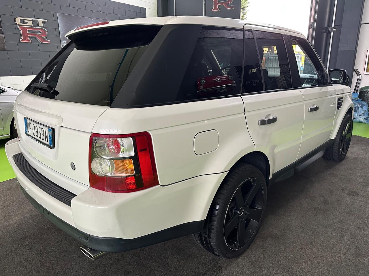 Land Rover Range Rover Sport 2.7 TDV6 HSE