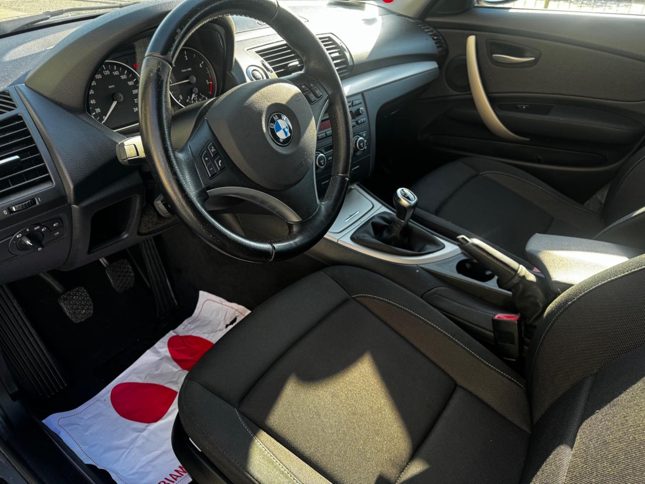 Bmw 118 118d cat 5P. Futura DPF 66.000km 2008