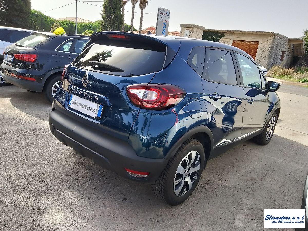 RENAULT - Captur - dCi 8V 90 CV EDC Sport Edition