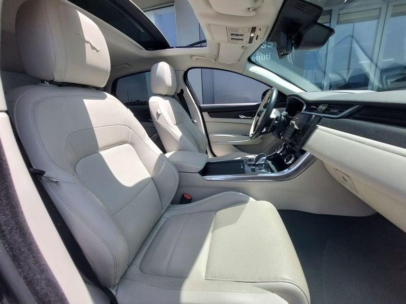 Jaguar XF 2.0 D 204 CV AWD aut. SE