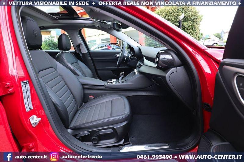 Alfa Romeo Giulia 2.0 Turbo 200CV AT8 Super TETTO