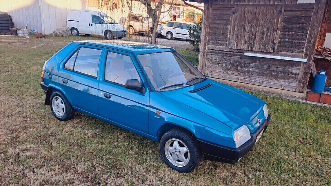 Skoda Favorit 136 LS SOLD NEW IN ITALY ! ONLY 1 OWNER