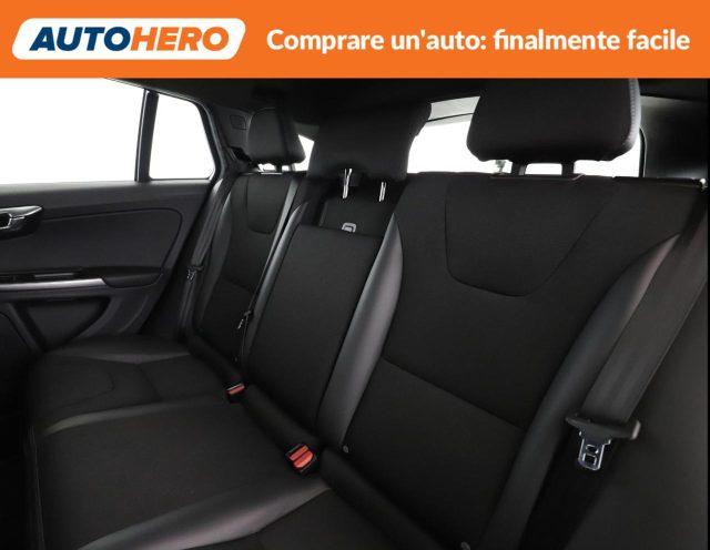 VOLVO V60 Cross Country D3 Momentum