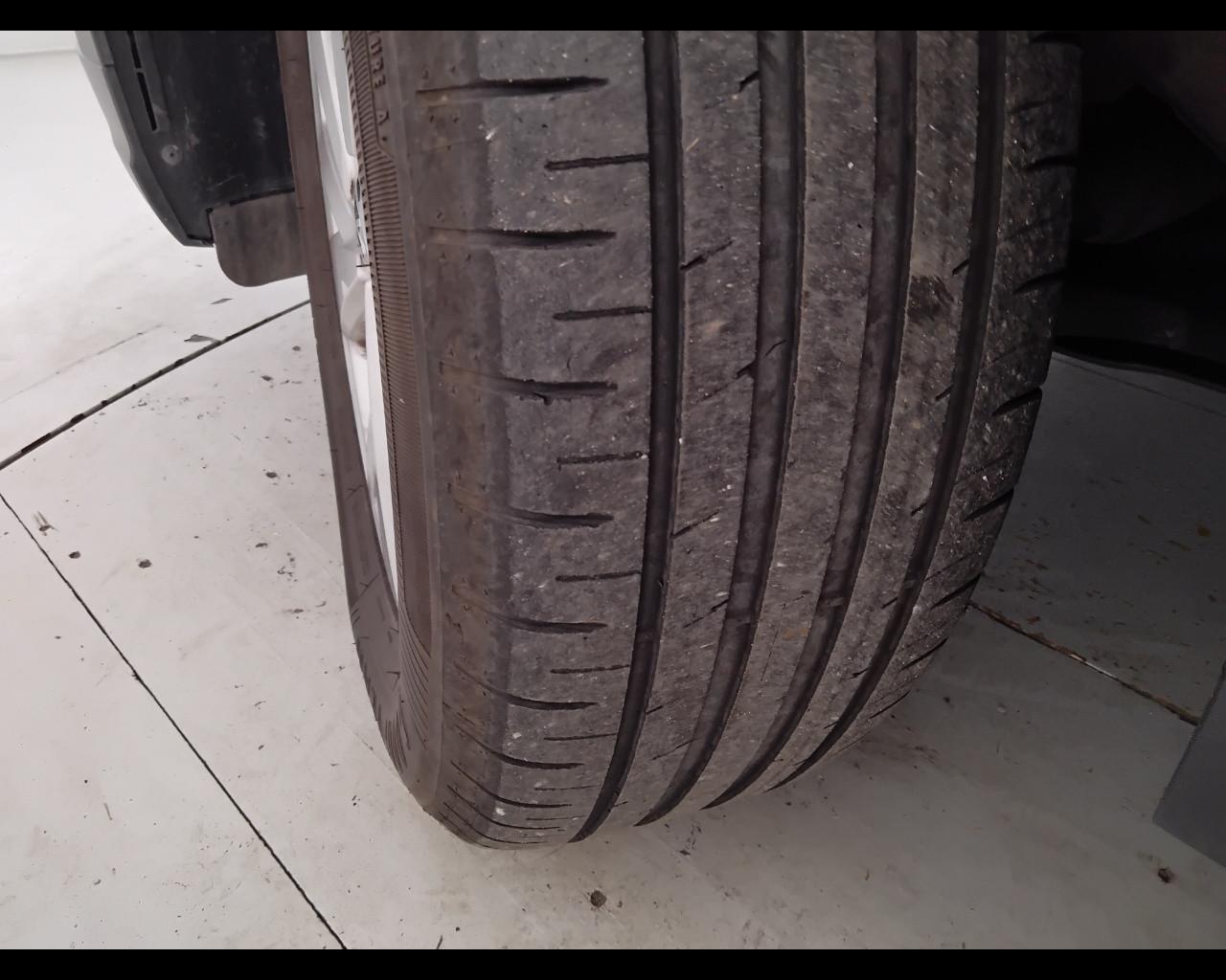 VOLKSWAGEN Taigo - Taigo 1.0 tsi Life 115cv