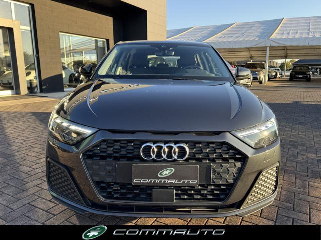 AUDI A1 30 TFSI S tronic Business