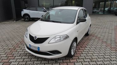 Lancia Ypsilon 1.2 69 CV 5 porte Silver