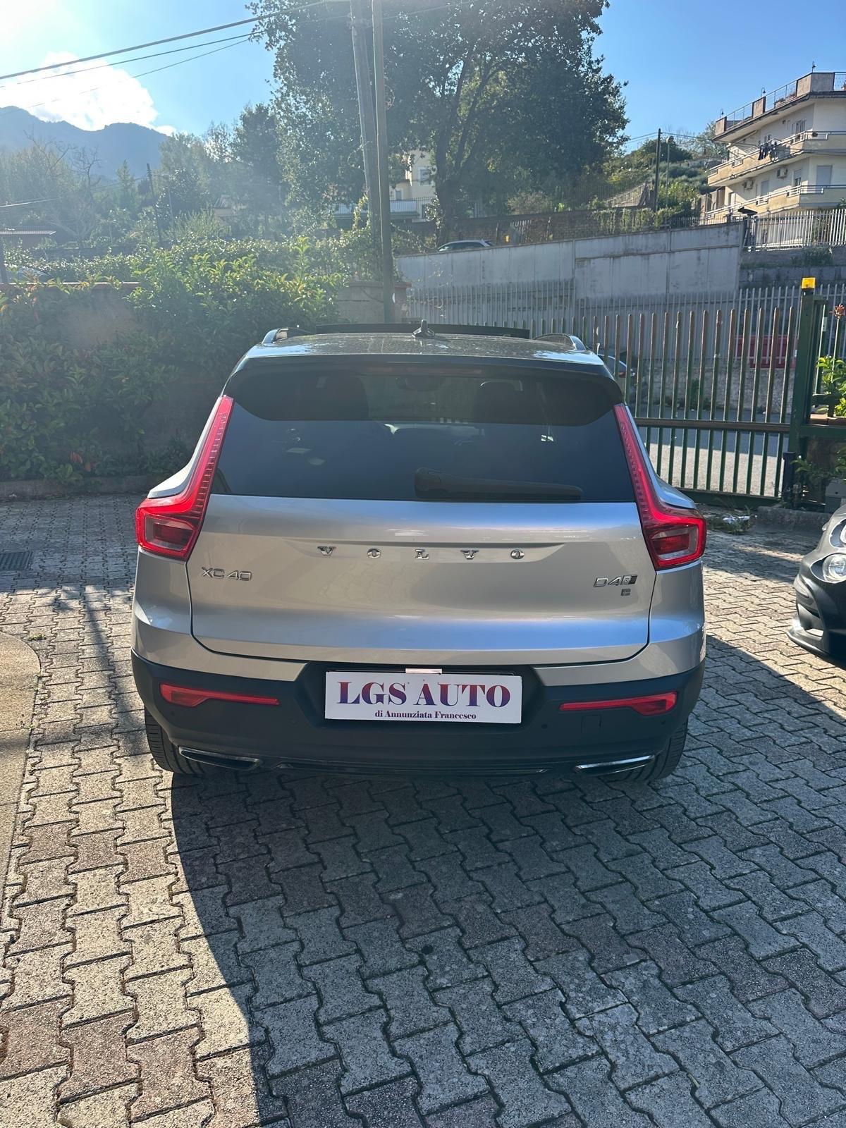 Volvo XC40 D4 AWD Geartronic R-design