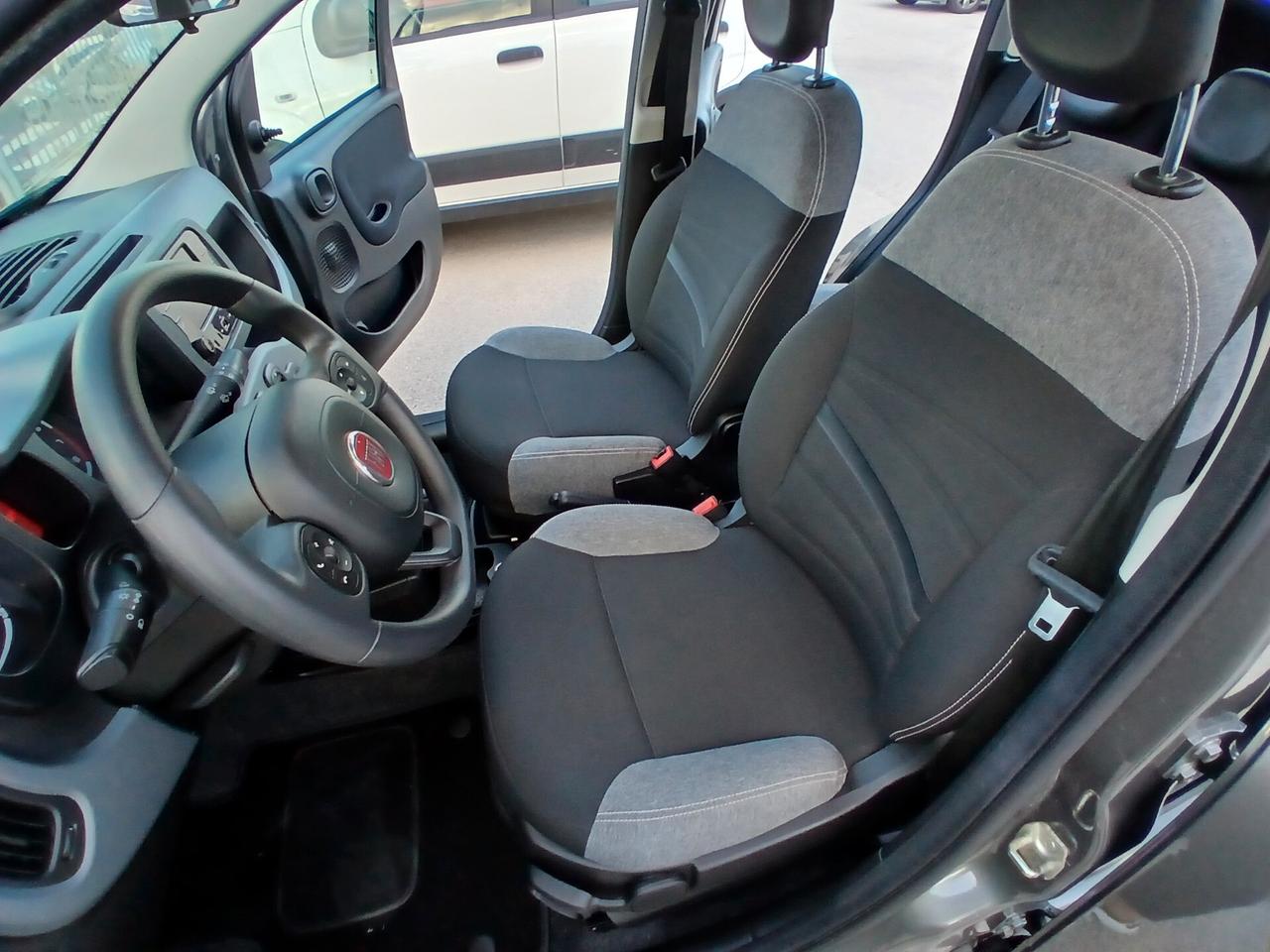 FIAT PANDA 1.0 HYBRID CITY LIFE 2023